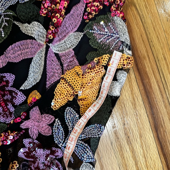 Dress - Picture 12 of 13